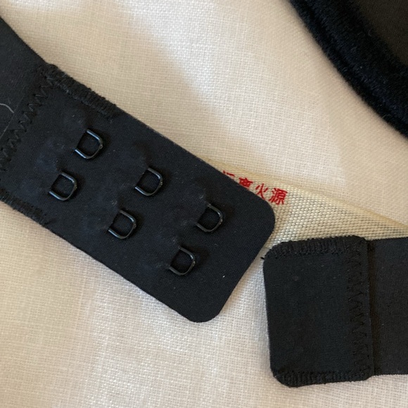 Free people intimately Ari underwire black bra 34B - Picture 6 of 16